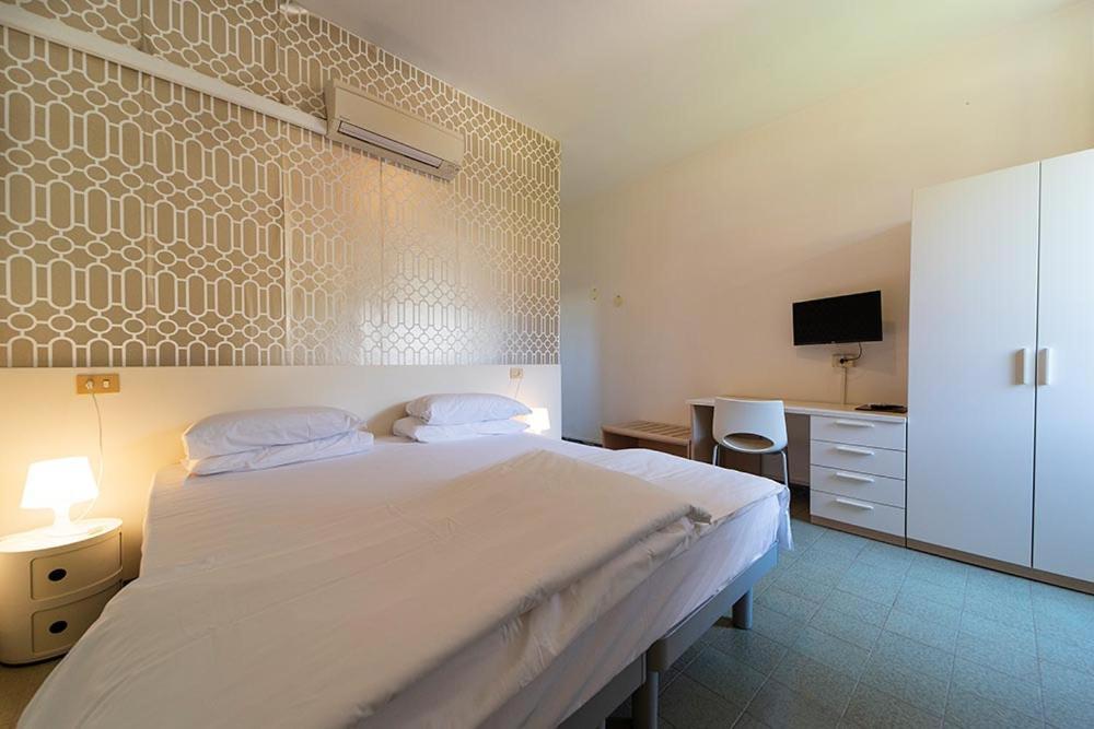Hotel Casa Lupi Марчиана-Марина Экстерьер фото